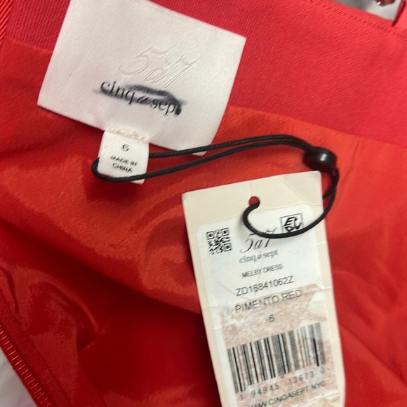 Cinq à Sept Melby Midi Dress - Picture 10 of 11